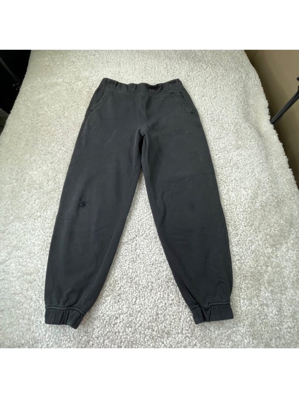 Lululemon Relaxed High Rise Jogger Black Womens 8 FLAW